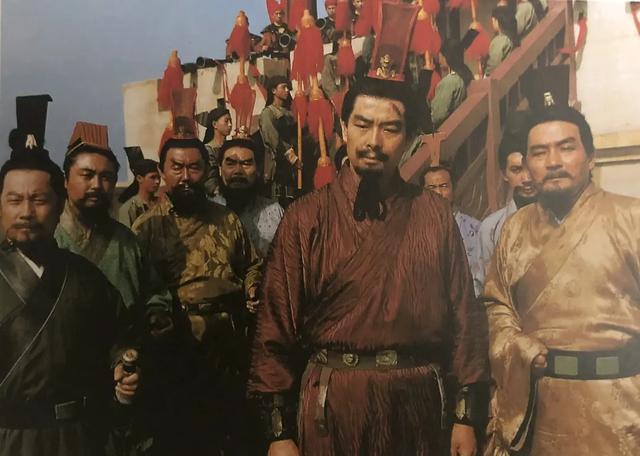 给过去30年“最好的历史剧”排个名，康熙王朝垫底，三国演义第二