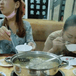 这可能会震碎你三观，这些照片已经在社交媒体上传爆了！