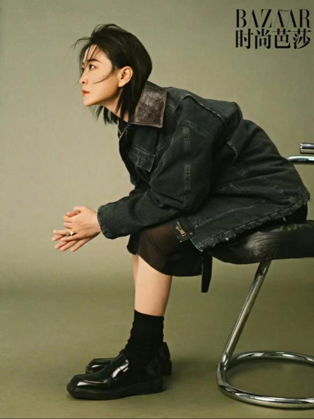 贾玲瘦了100斤后美呆了，时尚芭莎三月刊，贾玲YOLO
