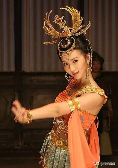 同样是“敦煌风”造型，几位女明星放一起对比，颜值差距一目了然