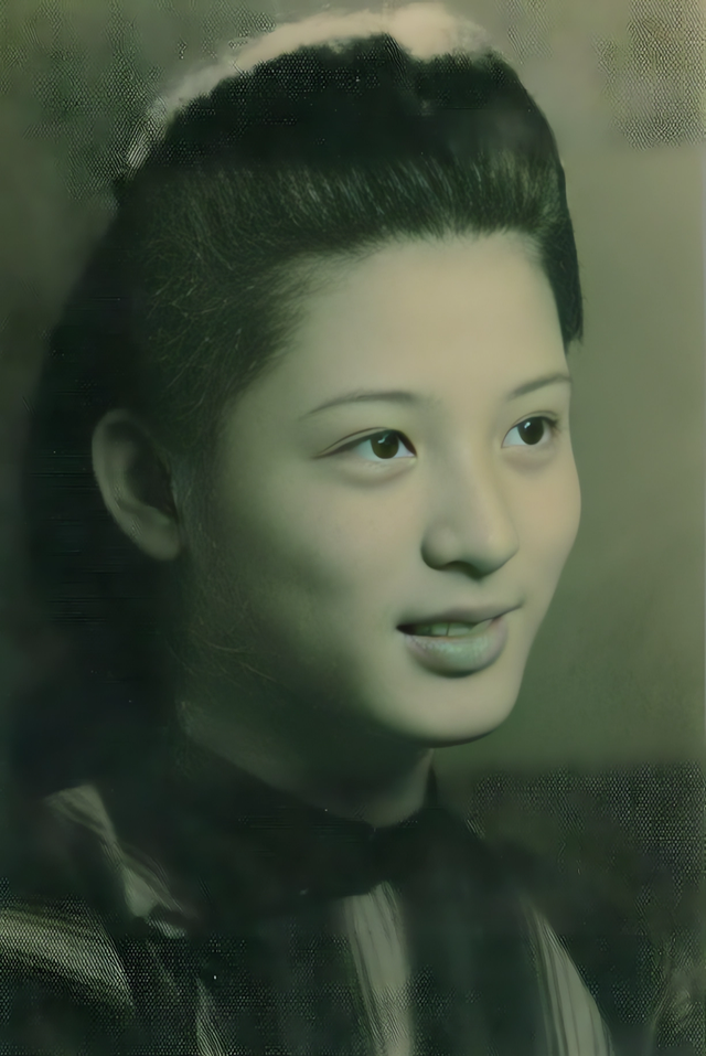 民国十大传奇美女真实照片，哪个才是你心目中的第一名！